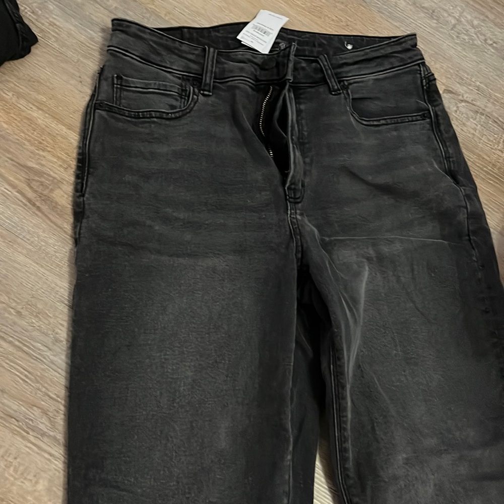 black mom jean never worn